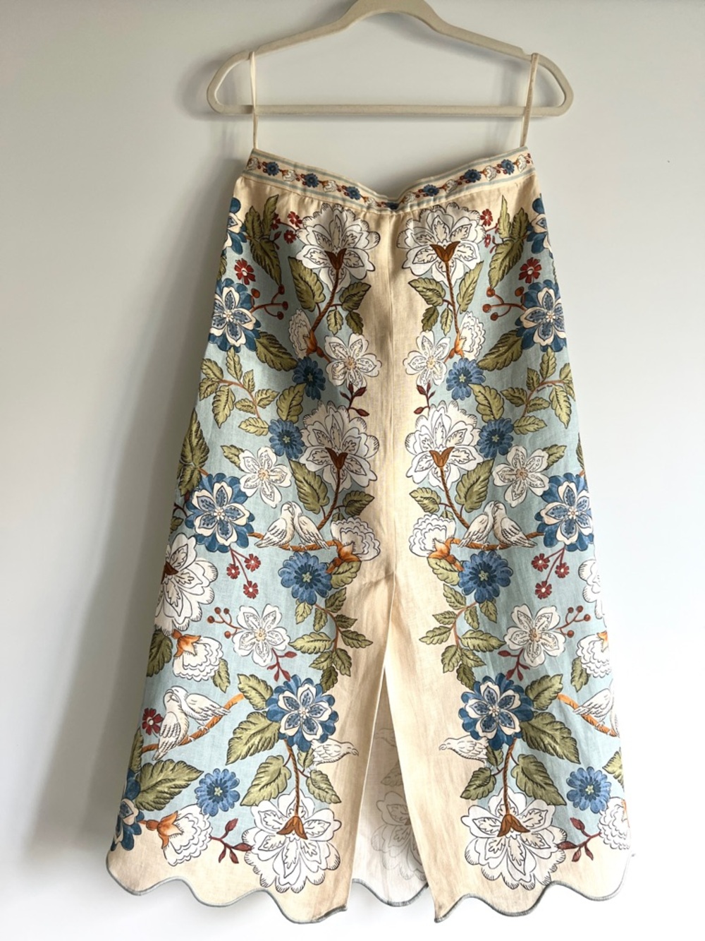 FARM Rio Cream Garden Scarf Euroflax™ Premium Linen Midi Skirt Size Medium NWT - Picture 8 of 16